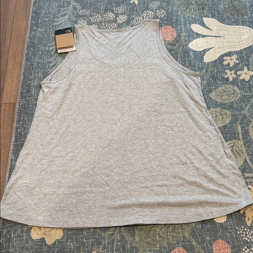 NWT The North Face Tank Sz 1X - Picture 4 of 4